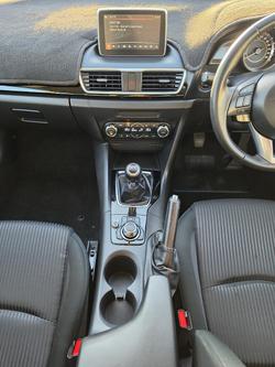2014 Mazda 3 SP25
