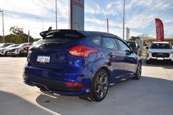 2017 Ford Focus ST