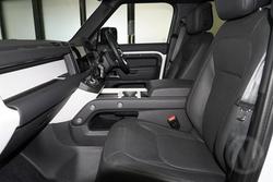 2025 Land Rover Defender 110 P400 S