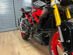 2024 BMW Motorrad G 310 R Grey