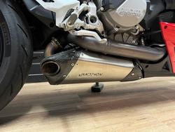 2022 DUCATI STREETFIGHTER V2 Red