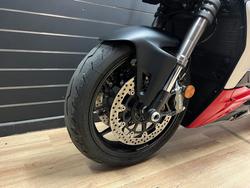 2022 DUCATI STREETFIGHTER V2 Red