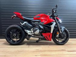 Ducati Streetfighter V2