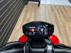 2022 DUCATI STREETFIGHTER V2 Red