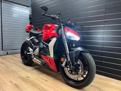 2022 DUCATI STREETFIGHTER V2 Red
