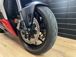 2022 DUCATI STREETFIGHTER V2 Red