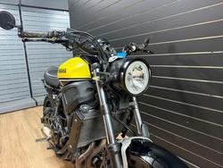 2016 Yamaha XSR700 Yellow