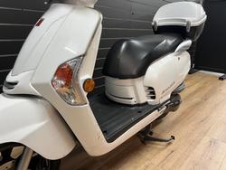 2023 Kymco LIKE 125 White
