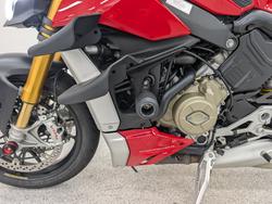 2021 DUCATI STREETFIGHTER V4 S Red