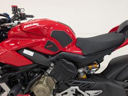 2021 DUCATI STREETFIGHTER V4 S Red