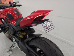 2021 DUCATI STREETFIGHTER V4 S Red