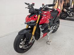2021 DUCATI STREETFIGHTER V4 S Red