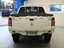 2015 Mitsubishi Triton GLX