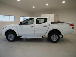 2015 Mitsubishi Triton GLX