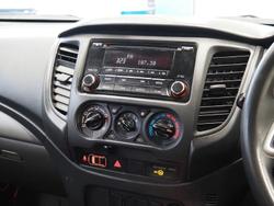 2015 Mitsubishi Triton GLX