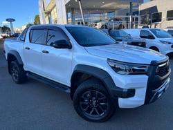 2023 Toyota Hilux Rogue