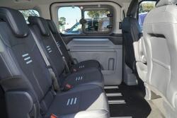 2025 Ford Tourneo Active