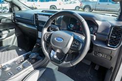 2025 Ford Everest Platinum