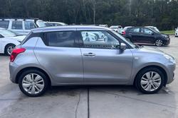 2017 Suzuki Swift GL Navigator