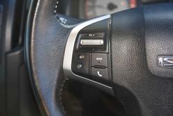 2017 Isuzu D-MAX SX