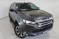 2022 Isuzu MU-X LS-T