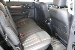 2022 Isuzu MU-X LS-T
