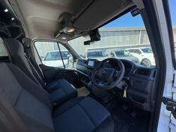 2024 Renault Master Pro 110kW X62 Phase 2 MY25 Mineral White