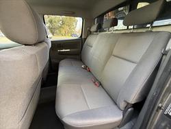 2012 Toyota Hilux SR5