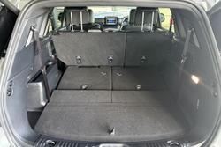 2025 Ford Everest Platinum