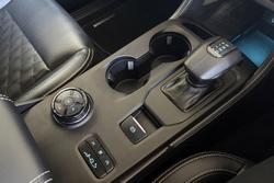 2025 Ford Everest Platinum