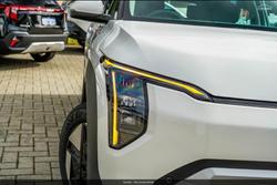 2026 Kia EV3 Air Long Range SV MY27 Clear White