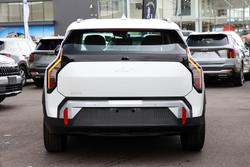 2026 Kia EV3 Air Long Range SV MY27 Snow White Pearl