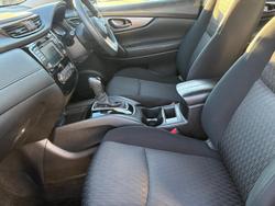 2022 Nissan X-TRAIL ST