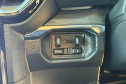 2025 Ford Everest Platinum