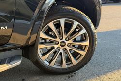 2025 Ford Everest Platinum