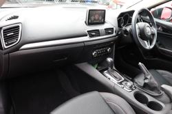 2015 Mazda 3 SP25 GT