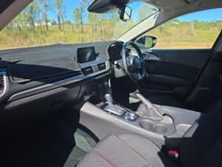 2017 Mazda 3 Maxx