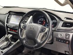 2020 Mitsubishi Pajero Sport GLS