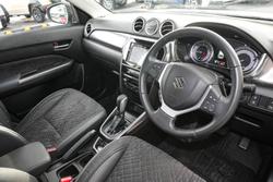 2023 Suzuki Vitara Turbo