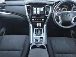2021 Mitsubishi Pajero Sport GLS