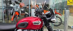 2019 Triumph BONNEVILLE T100 BLACK RED