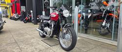 2019 Triumph BONNEVILLE T100 BLACK RED