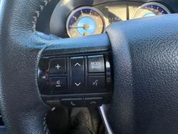 2015 Toyota Hilux SR5