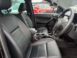 2022 Ford Everest Titanium