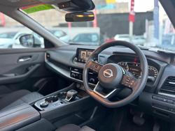 2024 Nissan X-TRAIL ST