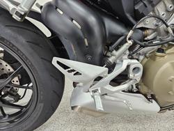 2022 DUCATI STREETFIGHTER V4 Red