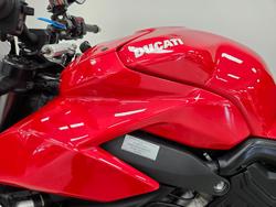2022 DUCATI STREETFIGHTER V4 Red