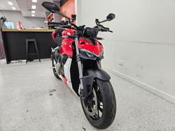 2022 DUCATI STREETFIGHTER V4 Red