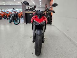 2022 DUCATI STREETFIGHTER V4 Red