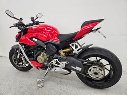 2022 DUCATI STREETFIGHTER V4 Red